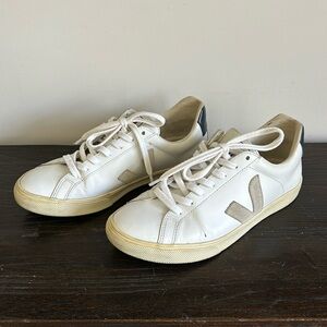 Veja Campo Sneakers - Size 8